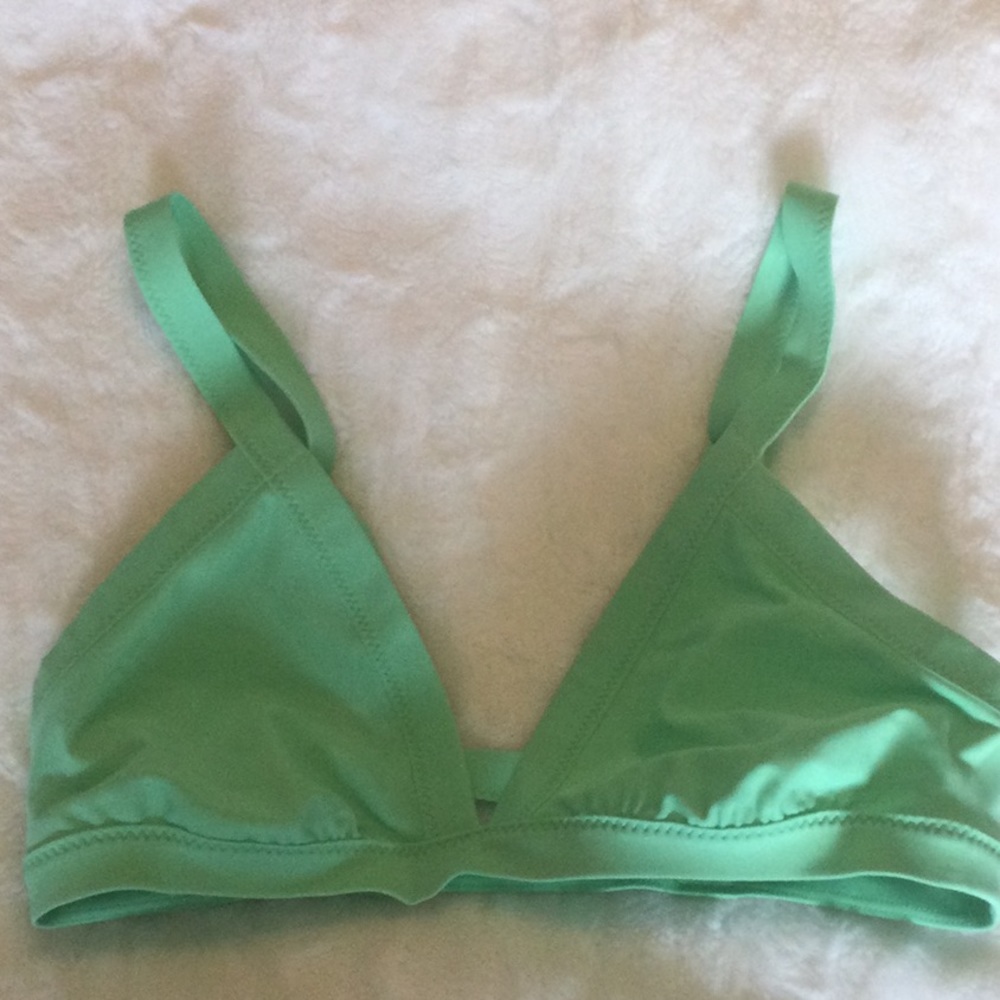 COPY - Lululemon sports bra
